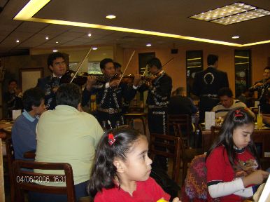 Lucia, Alejandra, and the Mariachis